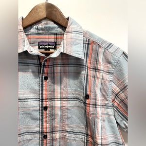 Men’s Patagonia Lightweight Salmon Blue Sz Medium Short Sleeve Shirt